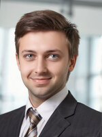 employee_2.jpg employee_2.jpg